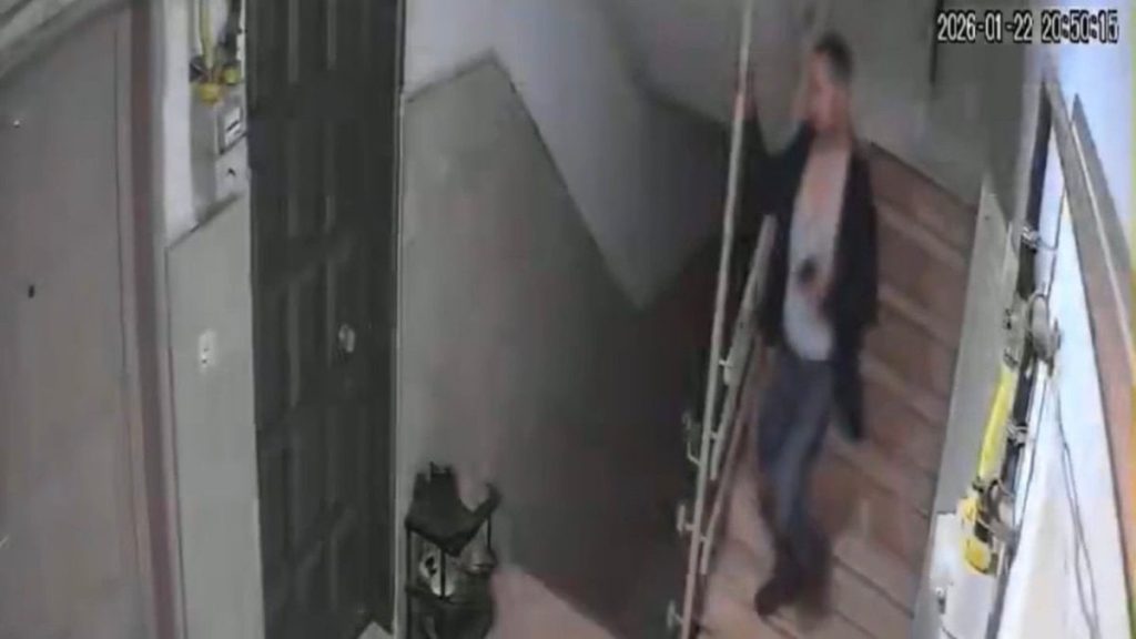 Gaziantep’te kezzapla dehşet: Şahsın kaçtığı anlar kamerada