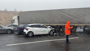 Gaziantep’te sis ve sağanak zincirleme kazaya yol açtı: 2 ölü 10 yaralı