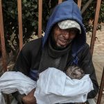 Gazze’de 11 çocuk donarak can verdi