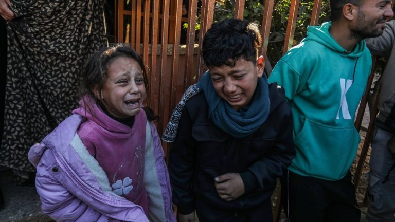 Gazze’de can kaybı 72 bin 27’ye yükseldi