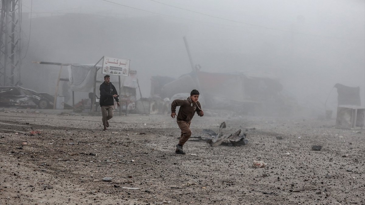 Gazze’de yılbaşından bu yana 37 çocuk hayatını kaybetti