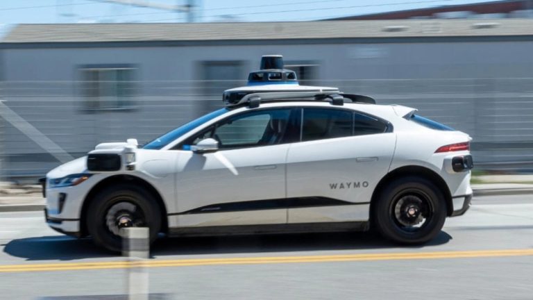 Google’ın sürücüsüz araç şirketi Waymo, 16 milyar dolar yatırım aldı