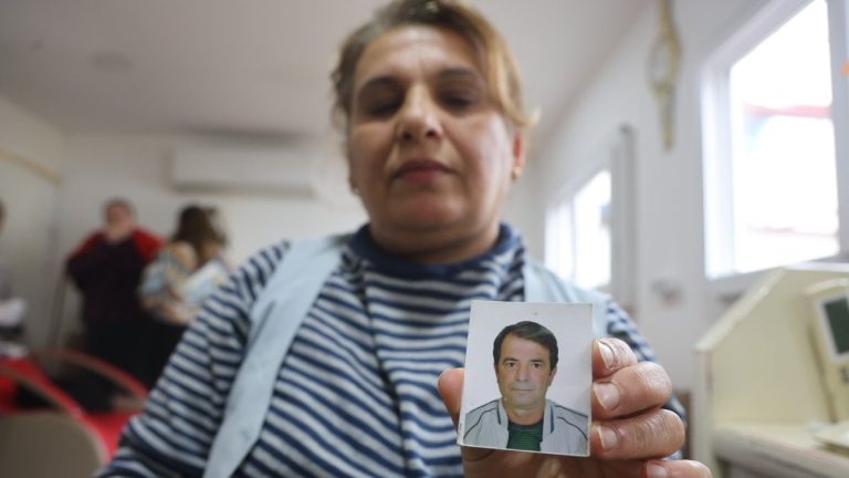 Hatay’da kaybolup cansız bedeni Kıbrıs’ta bulunan adamın eşi konuştu