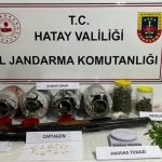Hatay’da turşu bidonu kullanarak uyuşturucu ticareti yapan 5 kişi gözaltına alındı