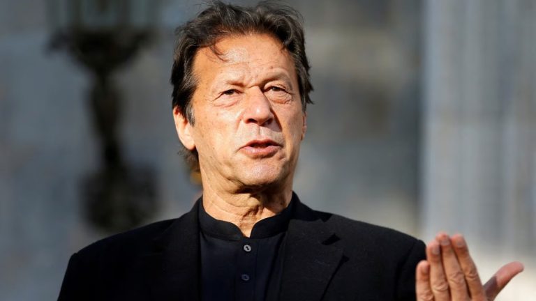 Imran Khan görme kaybı yaşıyor: Hastaneye sevk edilecek