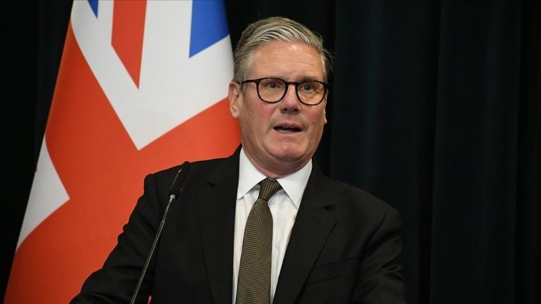 İngiltere Başbakanı Starmer, Epstein mağdurlarından özür diledi