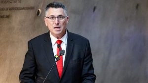 İsrail Dışişleri Bakanı Saar, Azerbaycanlı mevkidaşı Bayramov ile görüştü