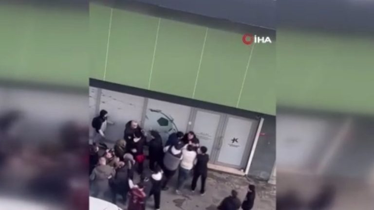 İstanbul’da amatör maçta yumruklar konuştu