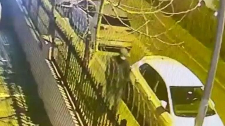 İstanbul’da iş yeri kurşunlayan 2 şüpheli yakalandı