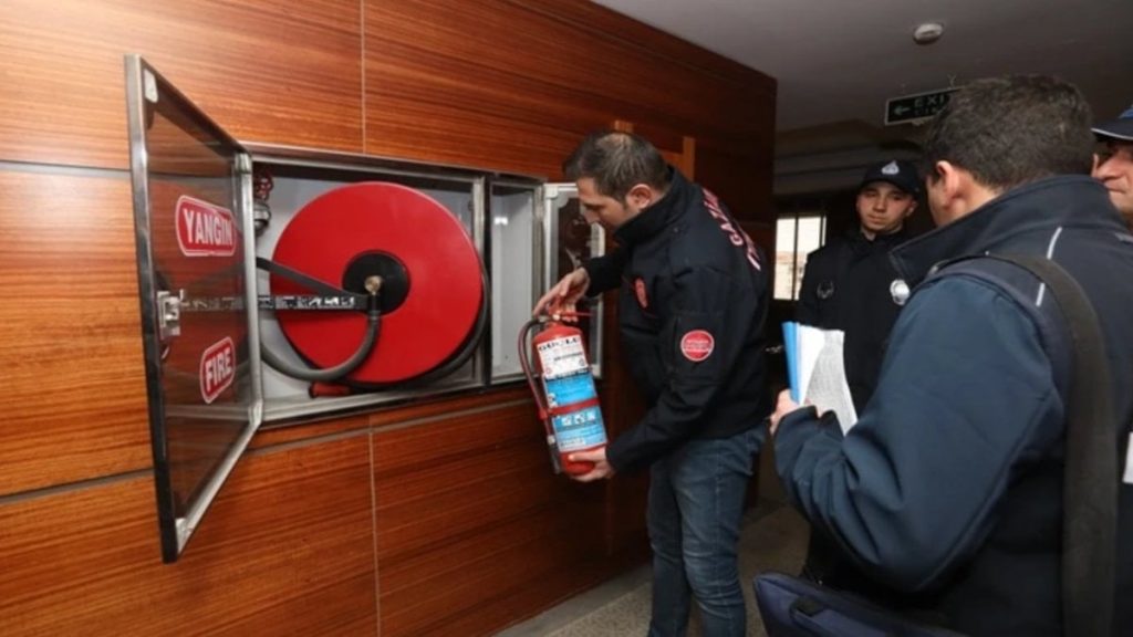 İtfaiye raporu olmayan otellerin faaliyeti durdurulacak