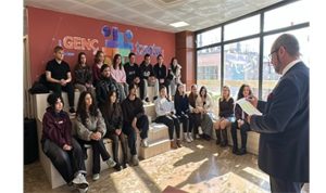 İzmir Büyükşehir Belediyesi gençlerin sanat yolculuğunu destekliyor