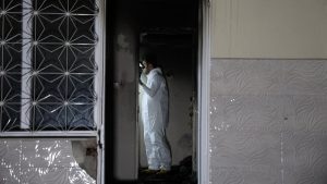 İzmir’de ev yangınında down sendromlu çocuk hayatını kaybetti