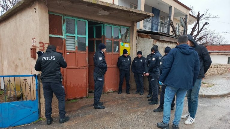 Karaman’da av tüfeğiyle kazara kendini vuran veteriner öldü