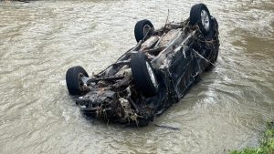 Kocaeli’de dereye kapılan otomobil, bir gün sonra bulundu