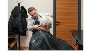 Maltepe Belediyesi’nden kuaförlük ve bakım hizmeti