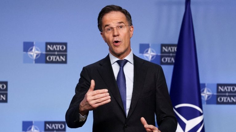 Mark Rutte’den SDG sorusu soran gazeteciye: Kürtler hakkında konuşmaya gelmedim