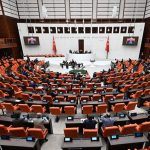 Meclis’teki taciz davasında 4 sanık tahliye edildi