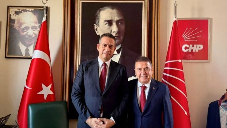 Muhittin Böcek’in Ali Mahir Başarır’a 10 milyon lira verdiği ortaya çıktı