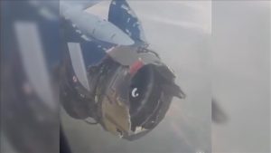 Nijerya’da motor arızası: 80 yolculu uçak acil iniş yaptı