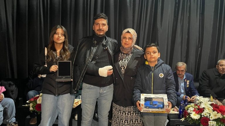 Osmaniye’de depremzede ailelerden Cumhurbaşkanı Erdoğan’a teşekkür