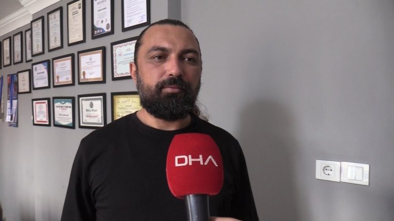 Osmaniye’de sağlık çalışanı kendisine heimlich manevrası yaptı