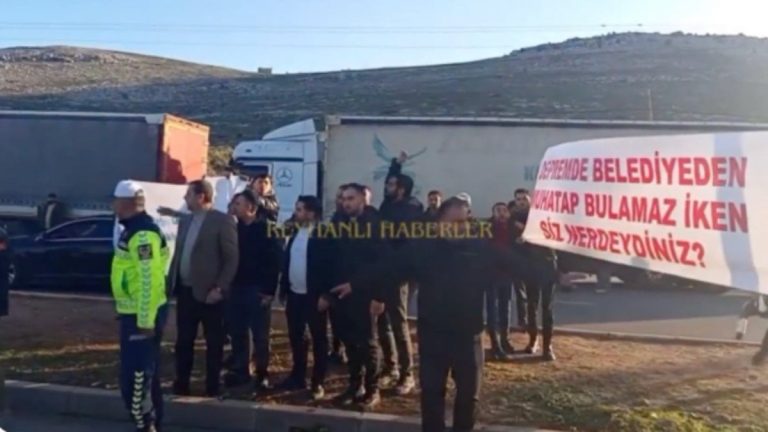 Özgür Özel, Hataylı depremzedeler tarafından protesto edildi