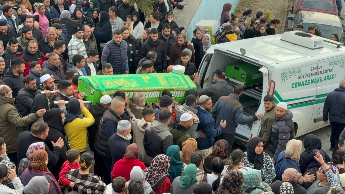 Samsun’da boğazı kesilerek öldürülen adam, toprağa verildi