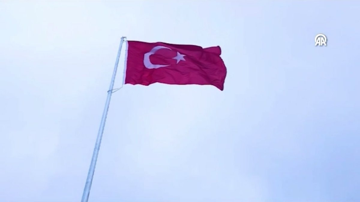 Suriye sınırında alçak saldırı: Türk bayrağına saldırılan alan sınırlar içerisine alındı