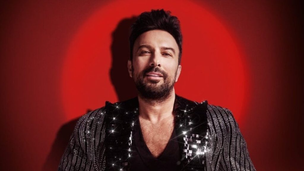 Tarkan’ın hayranla diyaloğu güldürdü: Teyze demem