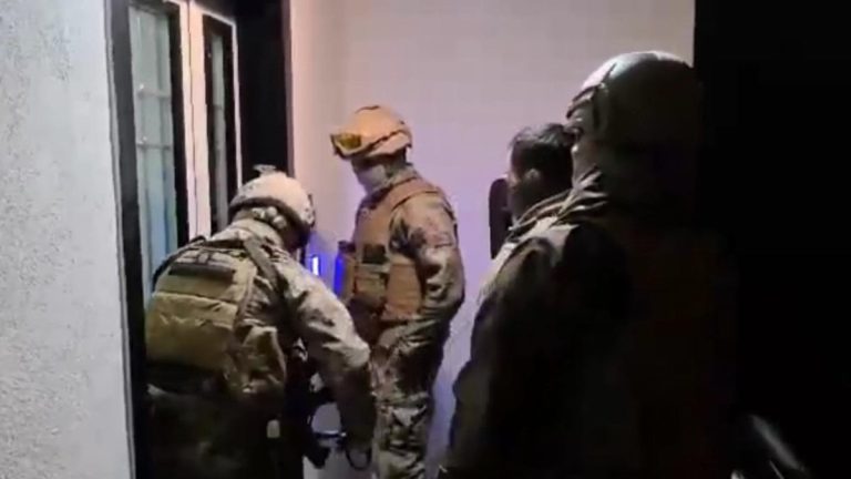 Tekirdağ’da kendilerini büyüdü ve medyum olarak tanıtanlara operasyon