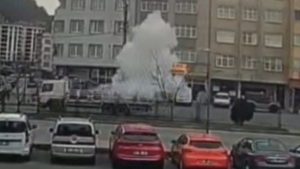 Trabzon’da seyir halindeki tüp kamyonunda patlama