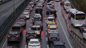 Trafik sadece zamanımızı değil sağlığımızı ve geleceğimizi de çalıyor