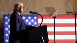 Trump, dolardaki düşüşü değerlendirdi: Hayır, dolar harika gidiyor