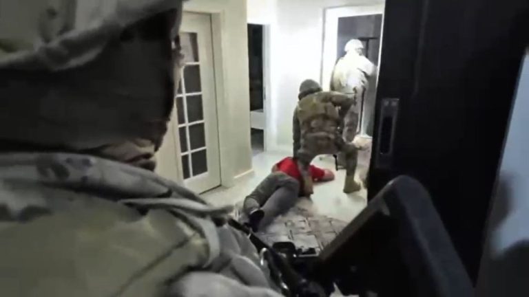 Türkiye bu operasyonu konuşuyor: Mersin’de ‘lavaş çetesi’