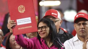 Venezuela Meclisi’nden tarihi adım: Hidrokarbon Yasası kabul edildi