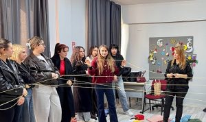 Yenişehir’de genç kadınlara ‘Güvenli ilişki’ rehberi