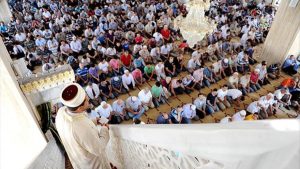 13 Mart 2026 Cuma Hutbesi: Bugünkü hutbe metni ve namaz saatleri