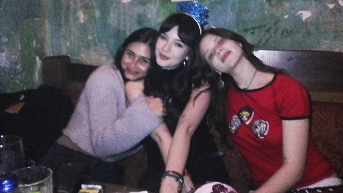 18 yaşına girdi! Mina Demirtaş doğum gününü kutladı