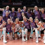 5 setlik derbinin galibi Eczacıbaşı Dynavit!