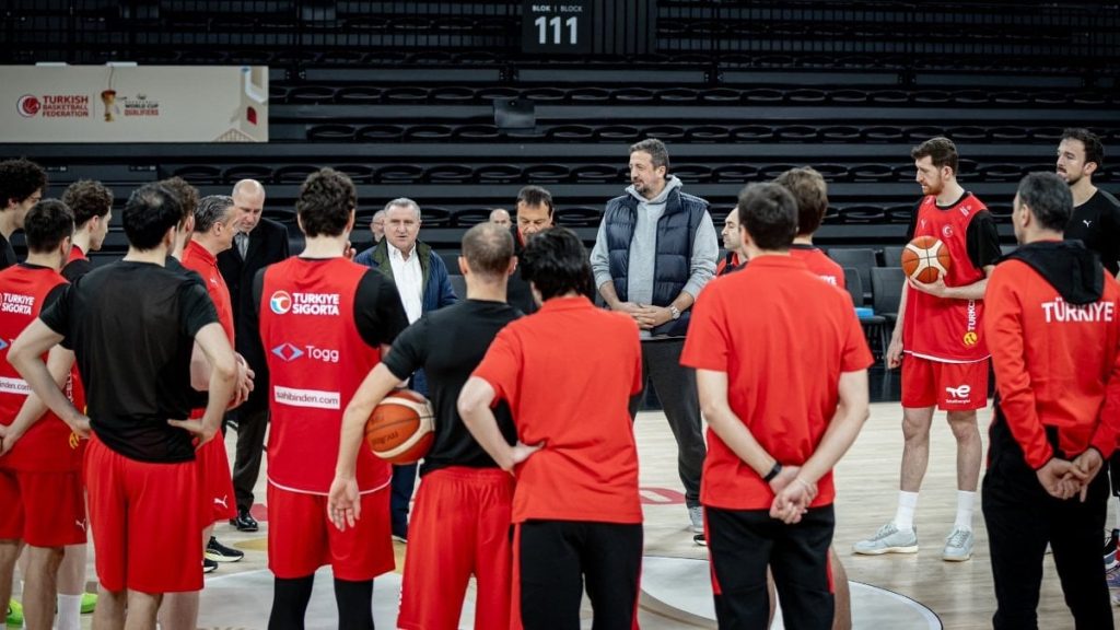 A Milli Erkek Basketbol Takımı, Sırbistan maçının hazırlıklarına devam etti