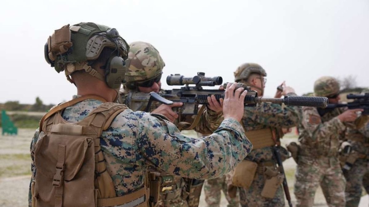 ABD ordusu, Rum askerlerine eğitim verdi