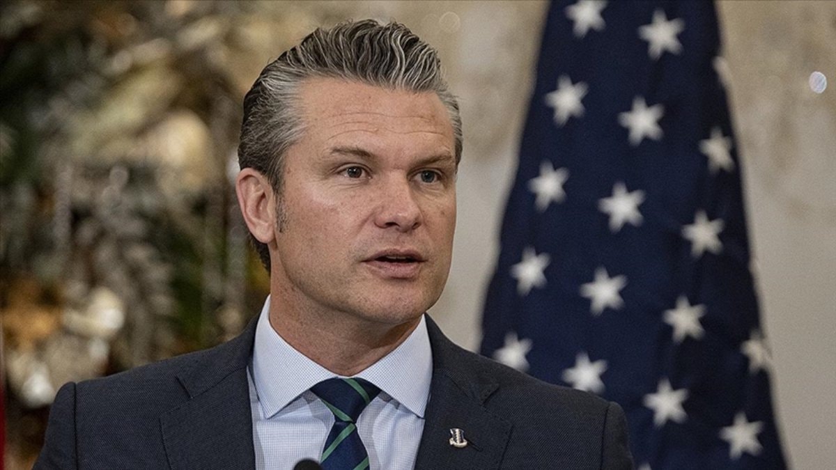 ABD Savunma Bakanı Hegseth: İran donanması yok edilecek