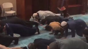 ABD’de cemaate teravih sonrası şınav çektiren Türk imam