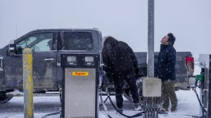ABD’de motorin fiyatları kritik eşiği aştı