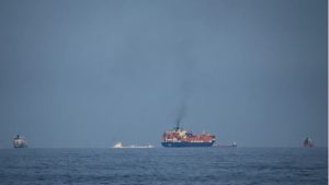 ABD’li Bakan Hürmüz’de gemilere askeri eskort için tarih verdi