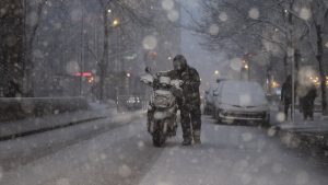 ABD’nin kuzeydoğusu kar fırtınasına hazırlanıyor