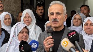 Abdulkadir Uraloğlu: Eskişehir-Mihelgazi yolunu önümüzdeki sene tamamlayacağız