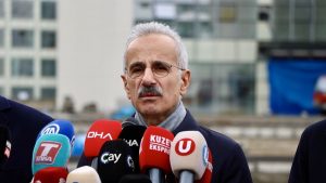 Abdulkadir Uraloğlu: Hürmüz Boğazı’ndaki gelişmeleri anbean takip ediyoruz