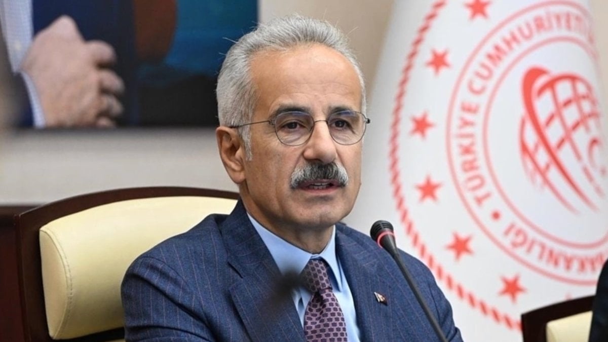 Abdulkadir Uraloğlu: Orta Doğu’daki yolcuların tahliyesi Umman üzerinden gerçekleştiriliyor