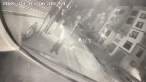 Adana’da otobüs ve minibüs şoförlerinin yol verme kavgası kazaya neden oldu